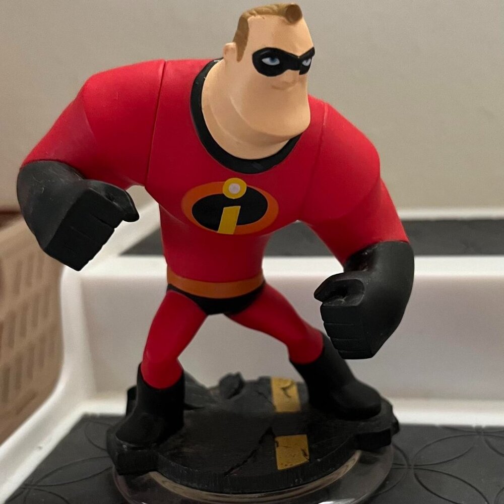 Mr. Incredible Incredibles Disney Infinity figure